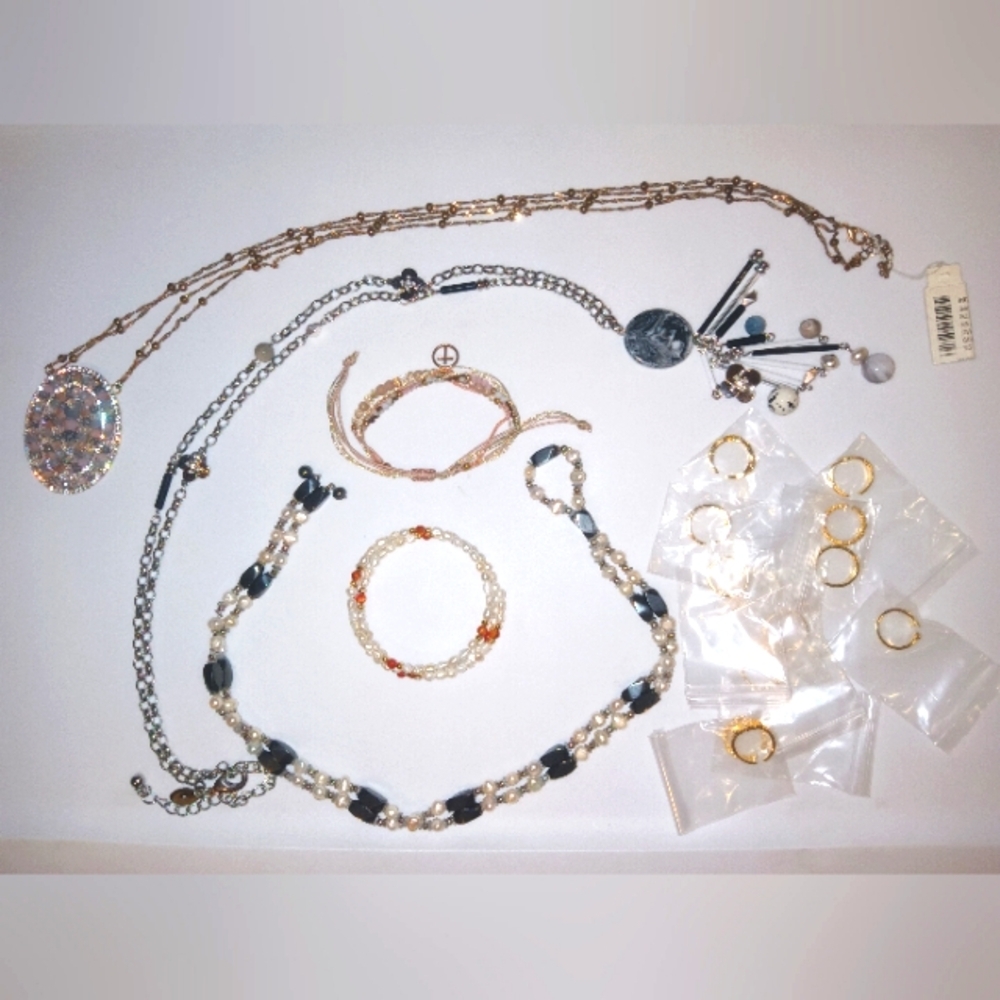 Lot 17 Pc Wearable Beautiful Costume Jewelry -Some New- Pearl -Crystal- Hematite